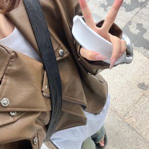 Retro Heavy-Duty PU Motorcycle Leather Jacket for Men and Women - Stylish Short Coat for Spring and Autumn 2023