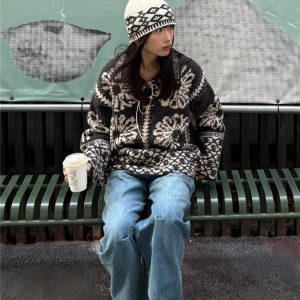 Retro Jacquard Chunky Knit Tie V-Neck Sweater for Women - Autumn/Winter 2024 Loose Fair Isle Knitwear