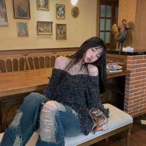 Retro Loose Knitted Sweater for Women with Spicy Sweetheart Design - Niche Lazy Style Spring Top
