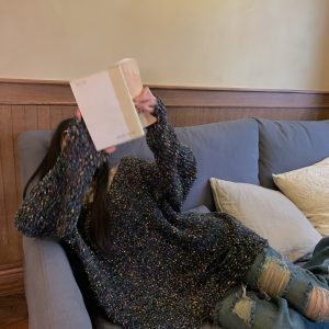 Retro Loose Knitted Sweater for Women with Spicy Sweetheart Design - Niche Lazy Style Spring Top