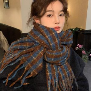 Retro Plaid Tassel Scarf for Women - Warm High-End Korean Style Winter 2023 Accessory