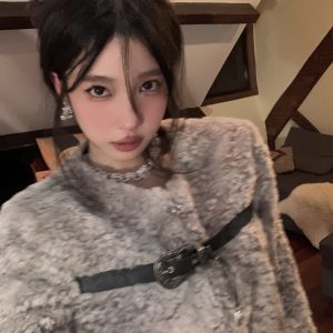 Retro Sheep Girl Fur Coat and High Waist A-Line Skirt Two-Piece Set - Square Style Fashion for Y2K and 90s Aesthetic