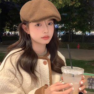 Retro Spicy Girl American Street Style Beret Hat - Women's British Painter Hat for a Trendy Look