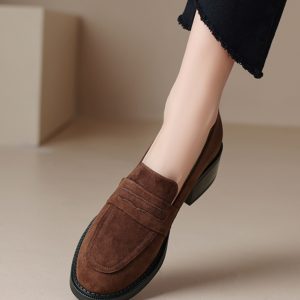 Retro Suede Chunky Heel Loafers for Women, Plush Round Toe Winter Shoes, Large Size 41-42, British Style Fashion Footwear