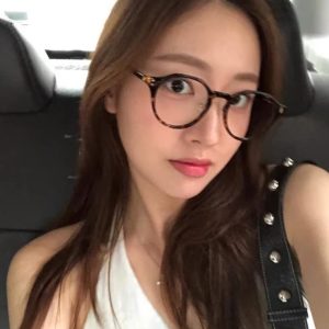 Retro Transparent Glasses Frame - Korean Style Dongdaemun Fashion for a Smaller Face Look