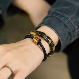 Retro Two-Piece Wooden Tiger Eye Stone Bracelet Set for Men and Women, Personalized Niche Design, Unique Fashion Accessories