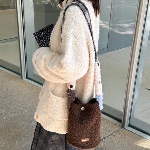 Retro Woolen Bucket Bag in Brown - Large Capacity Spliced Shoulder Strap Crossbody - Vintage Style Fashion Accessory