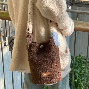 Retro Woolen Bucket Bag in Brown - Large Capacity Spliced Shoulder Strap Crossbody - Vintage Style Fashion Accessory
