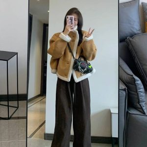 Reversible Leather and Fur Motorcycle Jacket for Women - Vintage Lamb Wool Coat, Thickened Winter Design for Petite Sizes
