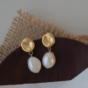 S925 Silver Needle Niche Design Earrings for Women with Natural Pearl Ear Clips - Elegant Jewelry for Any Occasion