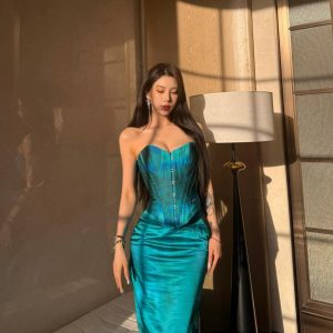 Sexy Two-Piece Set: Fishbone Corset Camisole Top & Satin Mermaid Bodycon Skirt - European and American Style