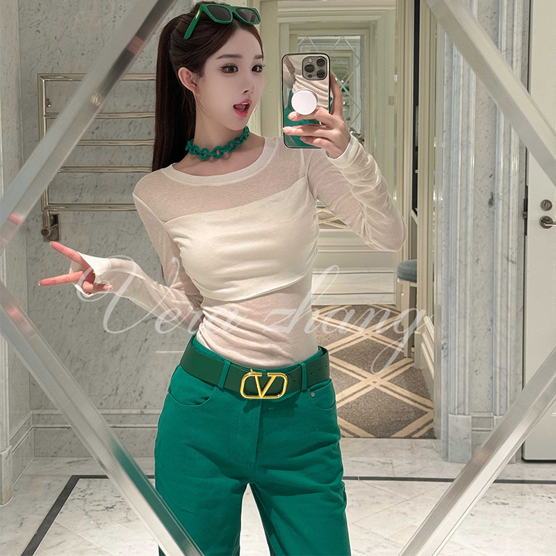 Sheer Long Sleeve T-Shirt Top for Women in Supermodel Style - Casual Summer Outfit with Long Pants - Chic Socialite Look