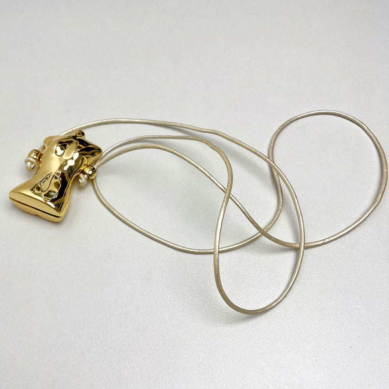 Silver Shiny Metal Half-Body Statue Pendant Necklace for Women - Summer 2024 Fashion Statement Sweater Chain