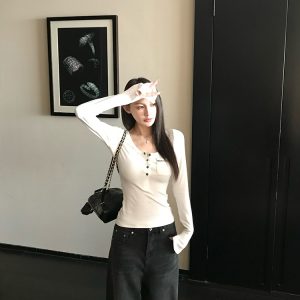 Slim Fit Long Sleeve Knit Sweater for Women with Pockets - Spring & Winter Base Top, Lightweight Layering Essential