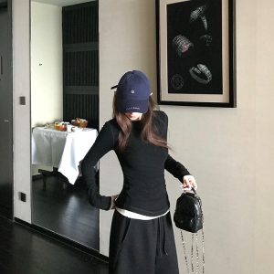 Slim Fit Long Sleeve T-Shirt for Women - Tencel Wool Base Layer - New Style Heating Top for Spring and Winter Fashion