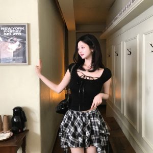 Slim-Fit Short Sleeve Ruffled Top with High-Waisted Checkered Skirt - Korean Style Spring/Summer 2025 Fashion
