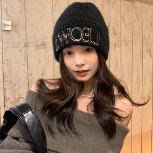 Slouchy Black Wool Hat with 