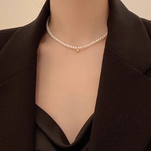 Small Natural Pearl Necklace for Women - Light Luxury Clavicle Chain, Versatile Trendy Accessory for Elegant Style