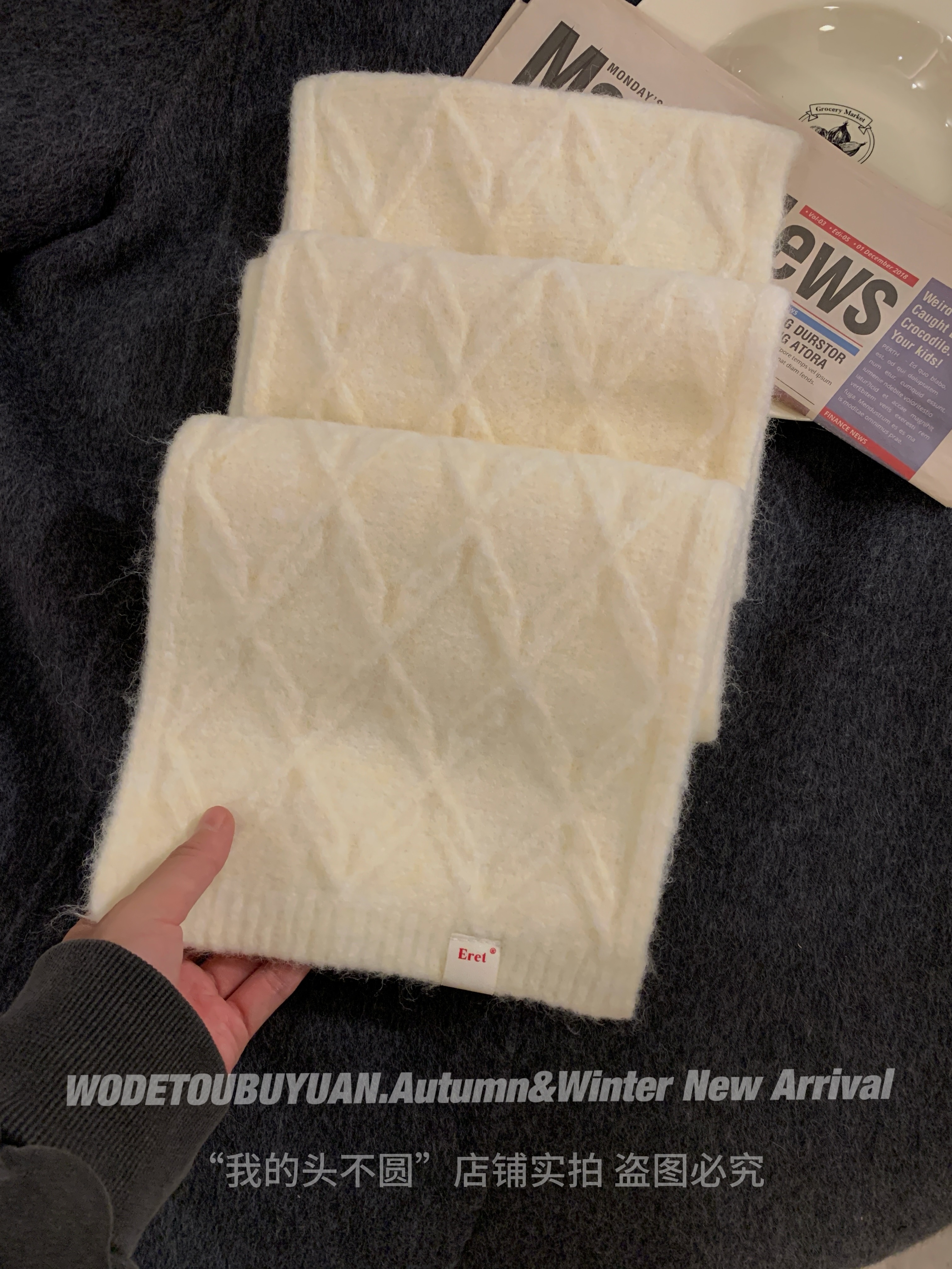 Soft Fluffy Diamond-Patterned Scarf for Women - Warm Plush Neck Warmer, Versatile Autumn Winter Style, Cozy Fashion Accessory