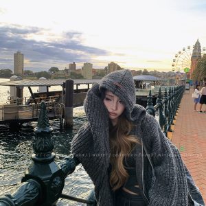 Soft Girl Vintage Hooded Cardigan Sweater Coat - Loose Knit Top for Women, Relaxed Fit, Retro Style, Cozy Layering Essential