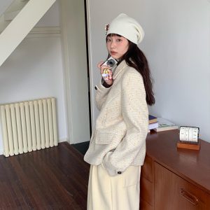 Soft Yellow Retro Pleated Half Skirt with Sweetheart Design and Elastic Waist – Vintage-Inspired Fashion for a Chic Look