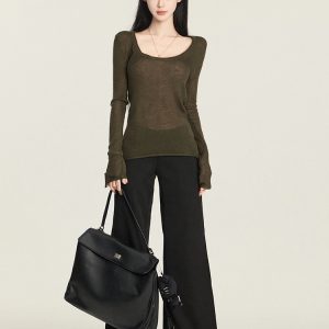Solid Color Round Neck Long Sleeve Minimalist Knitted Sweater for Relaxation - Cozy Everyday Essential
