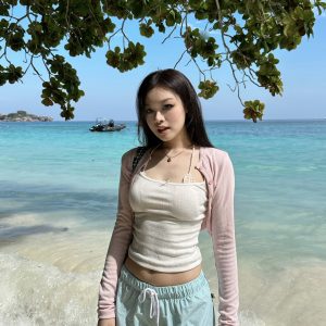 Sporty Girls' Easy-to-Wear Sports Shorts - Youthful & Playful, Available in 4 Colors, Perfect for Active Teens & 90s Inspired Style