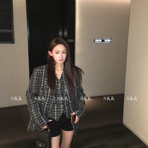 Starry Wool French Style Plaid Coat and Boucle Vest Set - Chic 90s Inspired Outerwear for Effortless Layering