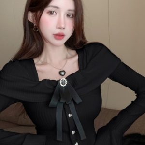 Stylish French Bow Tie Long Sleeve Knitted Top for Women - Unique Slim Fit Blouse for Autumn and Winter Fashion
