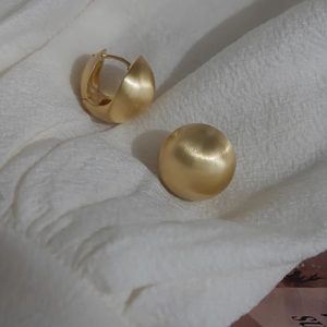Stylish Minimalist Brushed Ear Clips Women's Three-Dimensional Round Ball Metal Earrings - Trendy Accessories for Modern Fashion