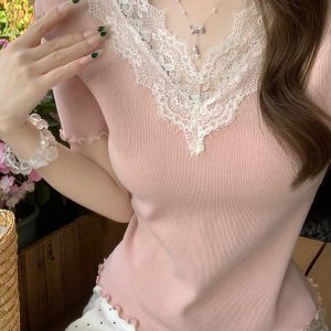 Stylish Spliced Lace Trim Fitted Short Sleeve T-Shirt - Unique Design for 2025, Perfect for 90s and Y2K Inspired Looks