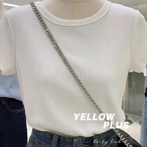 Stylish Women's Short Sleeve T-Shirt - Versatile Age-Reducing Basic Top for Summer - High-End Casual Wear