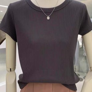 Stylish Women's Short Sleeve T-Shirt - Versatile Age-Reducing Basic Top for Summer - High-End Casual Wear