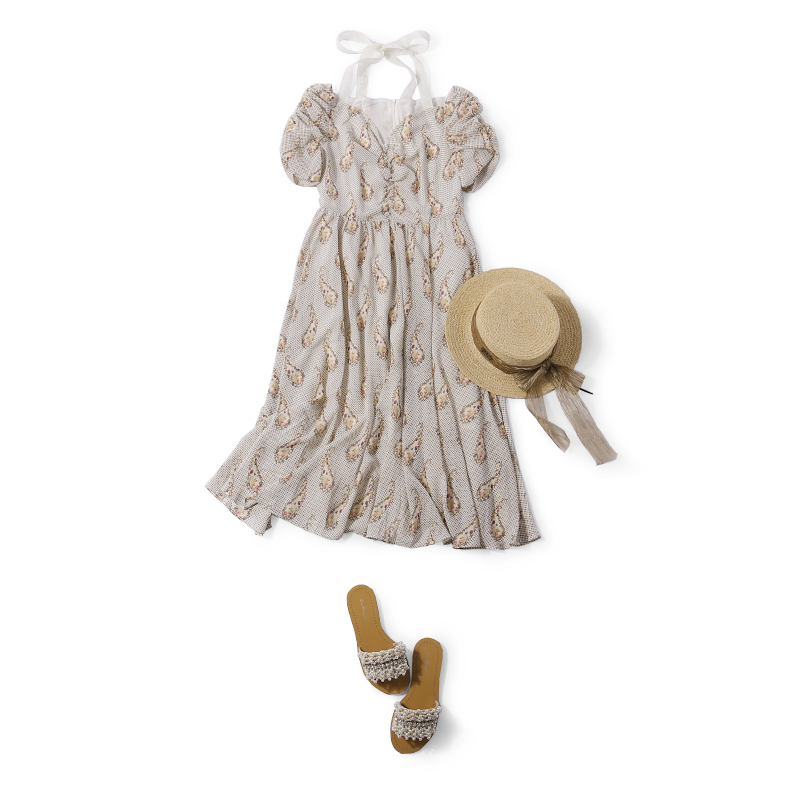 Summer French V-Neck Tie Pleated Floral Dress with Puff Sleeves and Diamond Buttons - Women's 90s Inspired Fashion