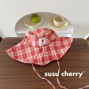 Summer Fresh Fruit Patch Red Checkered Wide Brim Fisherman Hat for Women - Y2K Style Sun Protection for Spring and Summer Travel