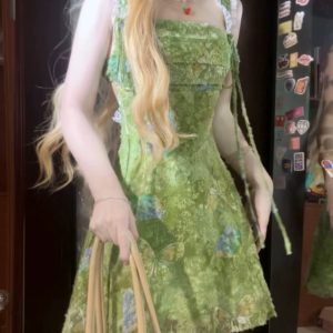 Summer Green Wild Fairy Tale Backless Dress for Women - Lace Splicing, Slimming Waist, Short Skirt, Y2K Style