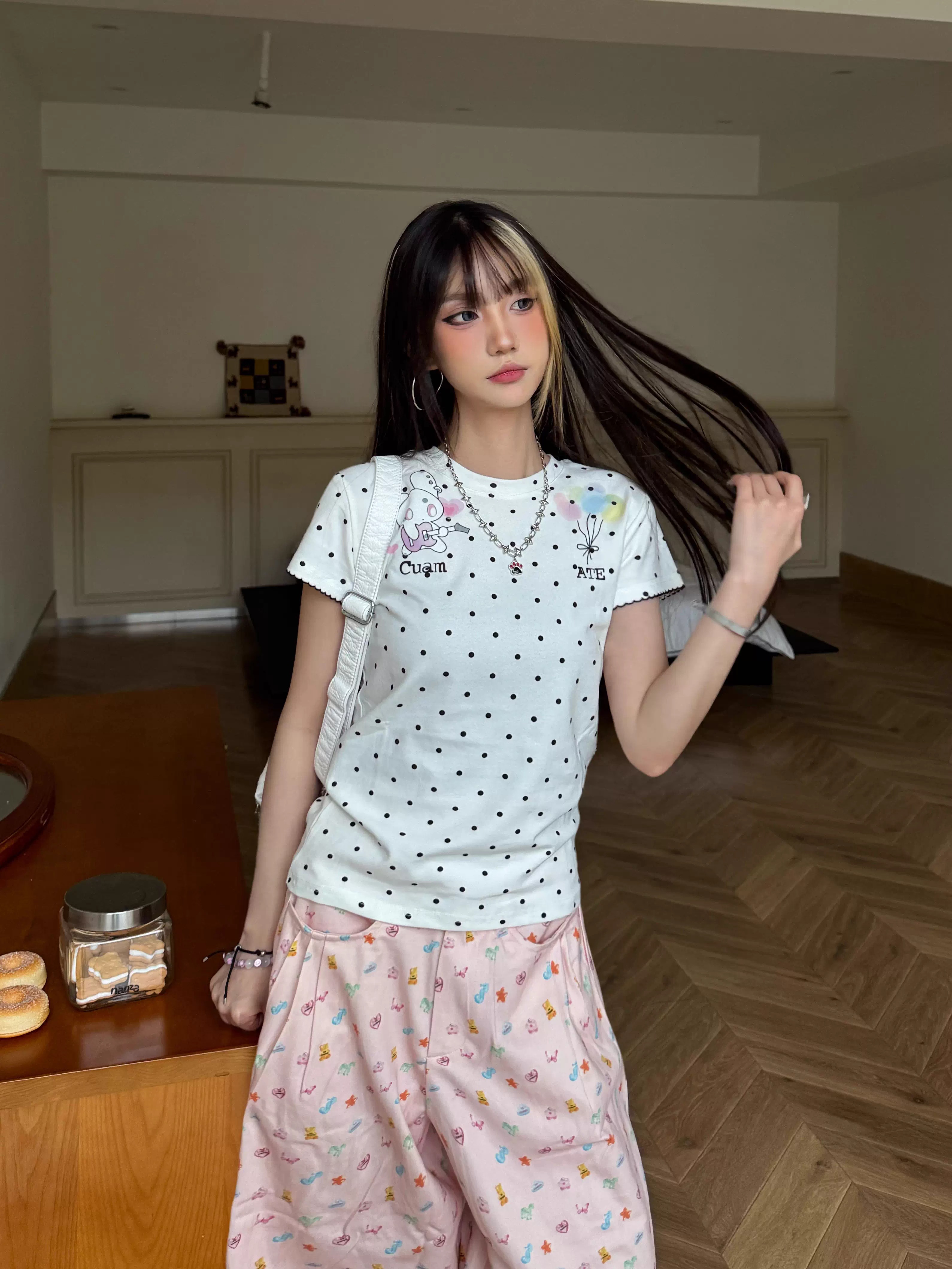 Summer Slim Fit Cartoon Rabbit Polka Dot T-Shirt for Women - Cute Casual Style, Trendy Hot Girl Design