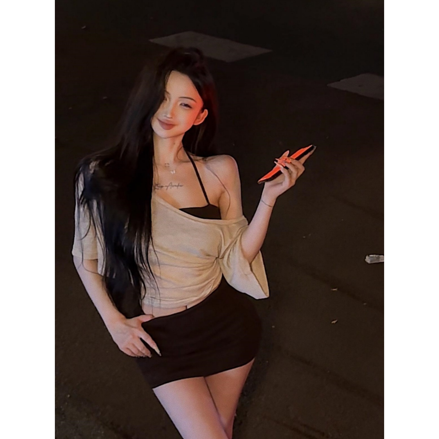 Summer Women's Off-Shoulder T-Shirt - Loose Fit, Slimming Round Neck, Short Sleeve, Casual Chic Style for Effortless Leisure