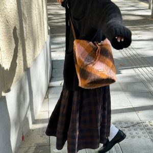 Sunset Orange High-Quality Woolen Plaid Large Capacity Crossbody Tote Bag - Stylish Commuter Bucket Bag for Everyday Use