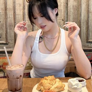 Supermodel Tank Top for Hot Girls - Summer Essential, Multiple Colors, Stylish and High-Quality Fashion Top