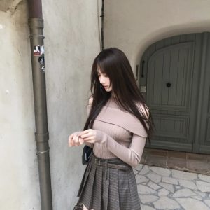 Sweet and Spicy Style Halter Neck Off-Shoulder Solid Color Fitted Knit Top and Skirt Set - Korean Style Fashion