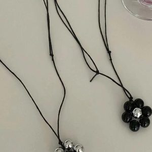 Sweetheart Korean Flower Pendant Necklace, Long Sweater Chain Accessory, Ins Style Jewelry for Girls, Trendy Y2K Fashion