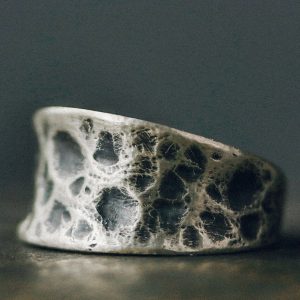 Textured Adjustable Silver Ring - Minimalist Vintage Design for Men and Women - Unique Non-Fish Home Jewelry