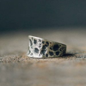 Textured Adjustable Silver Ring - Minimalist Vintage Design for Men and Women - Unique Non-Fish Home Jewelry