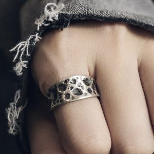 Textured Adjustable Silver Ring - Minimalist Vintage Design for Men and Women - Unique Non-Fish Home Jewelry