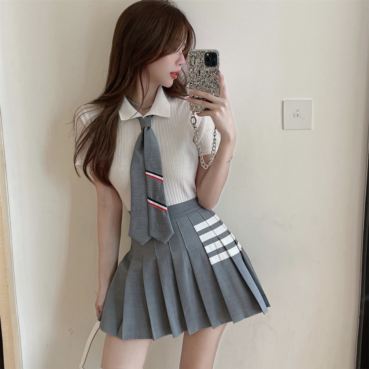 Trendy College Style Two-Piece Suit Dress Set with Tie Top and Pleated Skirt - Youthful Summer 2024 Fashion