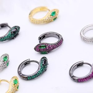 Trendy Colorful Snake-Shaped Ear Clips for Women, Unique Statement Earrings for Fashion Lovers