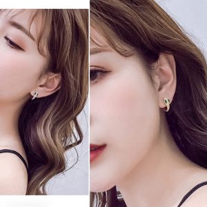 Trendy Colorful Snake-Shaped Ear Clips for Women, Unique Statement Earrings for Fashion Lovers