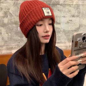 Trendy Knitted Wool Hat for Women - Versatile Warm Autumn Winter Accessory for Big Heads, Flattering Fit, Cozy Cold Weather Wear