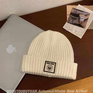 Trendy Knitted Wool Hat for Women - Versatile Warm Autumn Winter Accessory for Big Heads, Flattering Fit, Cozy Cold Weather Wear